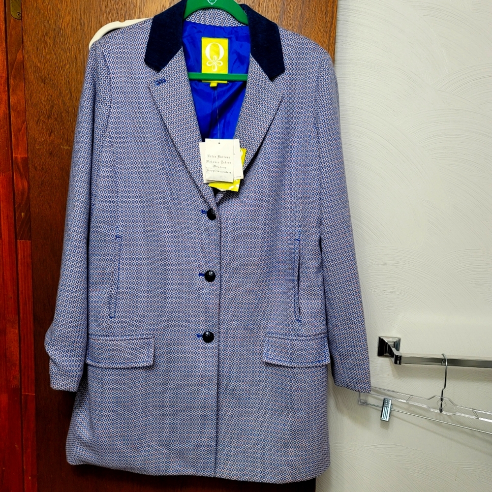 NWT. QMack womens jacket. Size XL. (790)